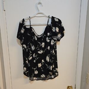 Kaileigh Xl Floral Black Women's Top